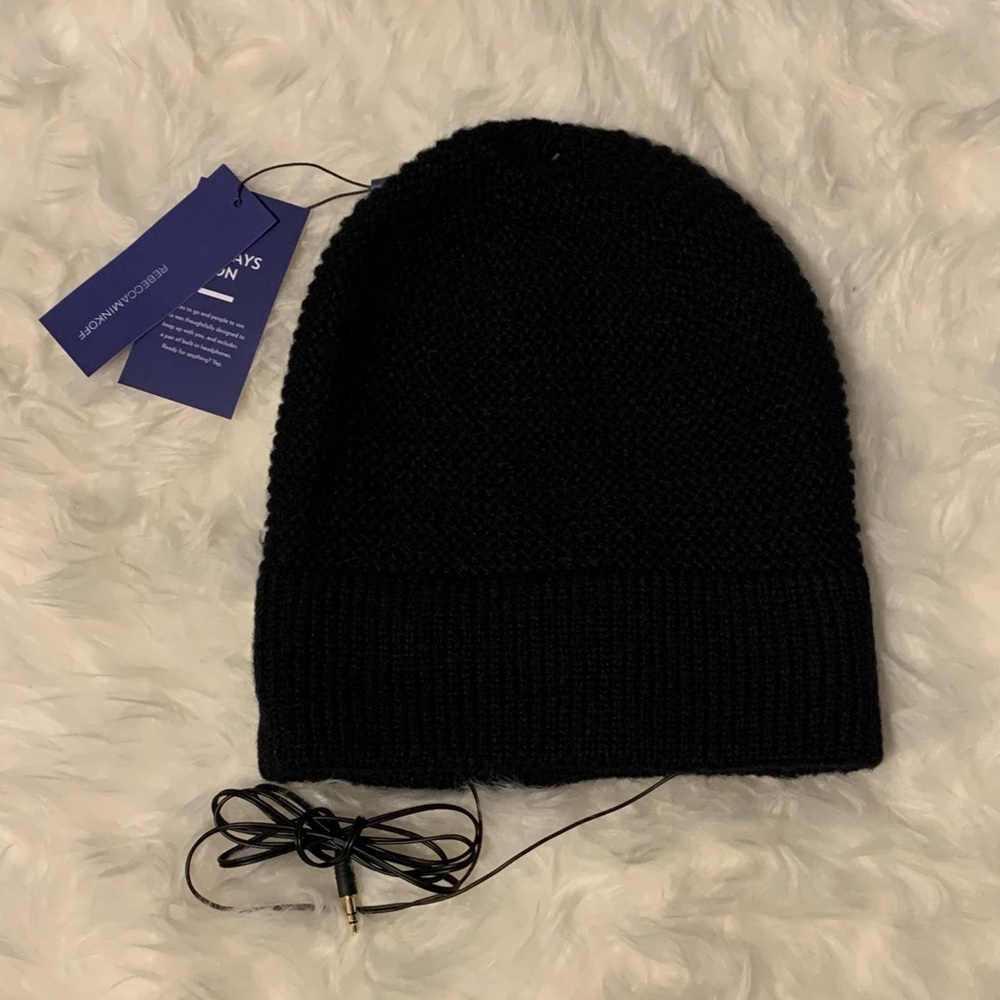 🌸 NWT Rebecca Minkoff Black Knit Headphone…